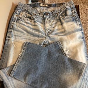 Men’s Size 32S lightwash BKE ‘Carter’ Jeans
